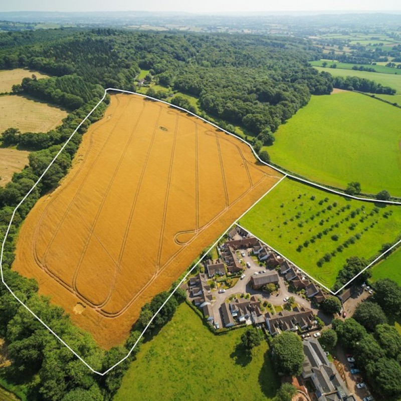 Broadclyst - Orchard and land to the east of Hay House