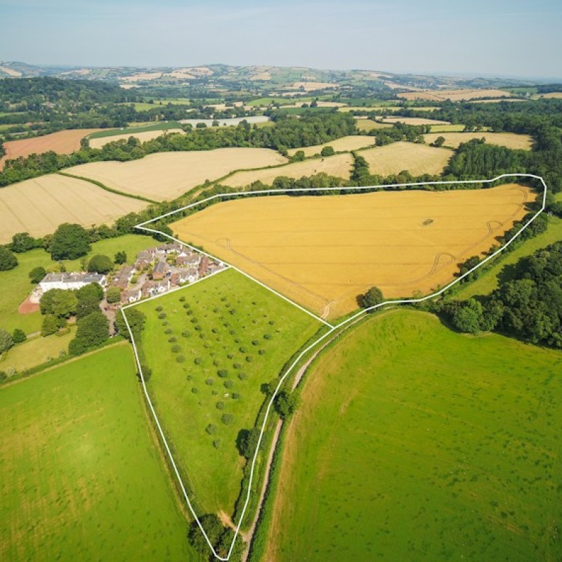 Broadclyst - Orchard and land to the east of Hay House