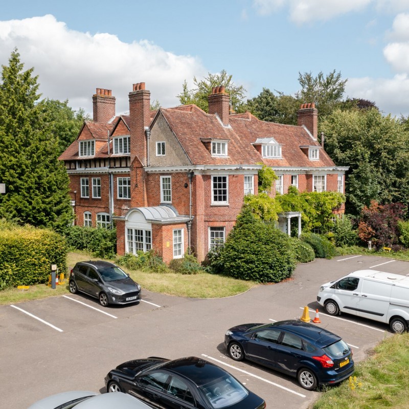 Kings Worthy House & Court