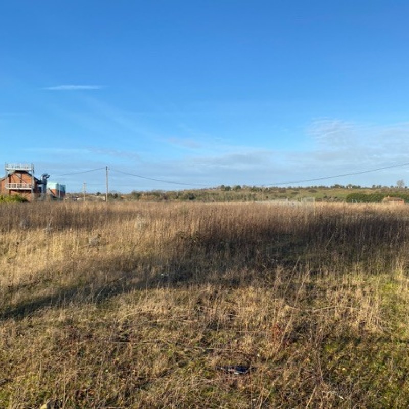 Large area of land in Evesham