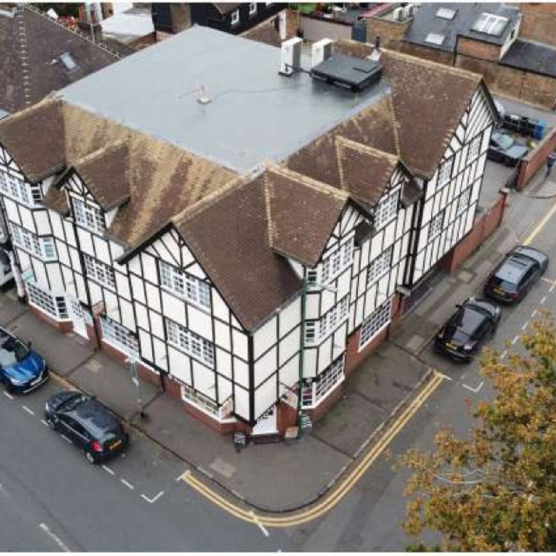 2-4 High Street