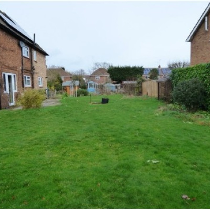 9 Kineton Road