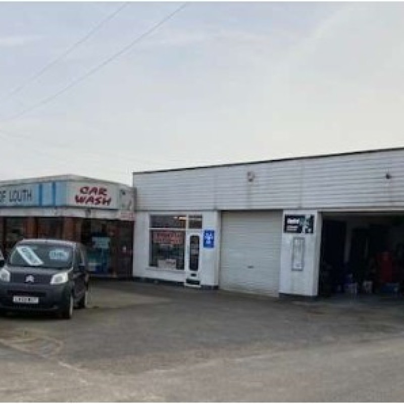 Burton's Garage