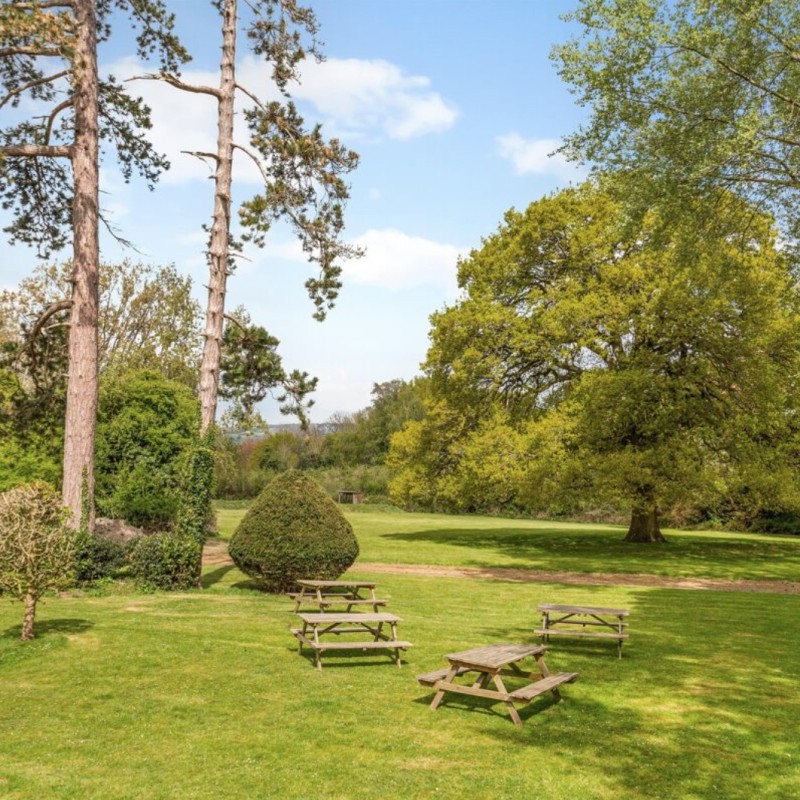 Felden Lodge