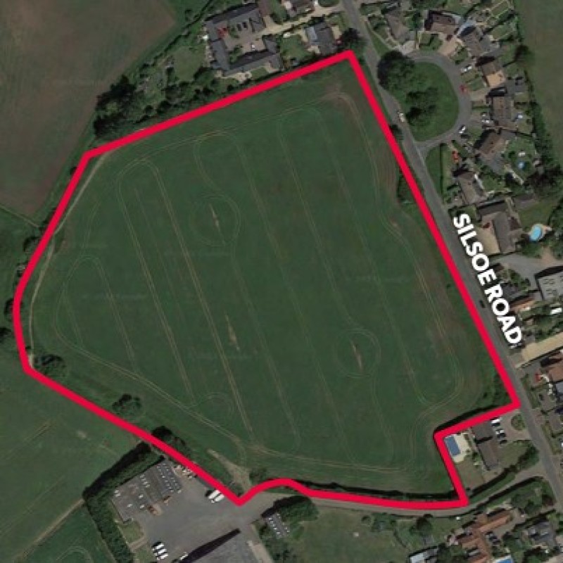 Fronting Silsoe Road