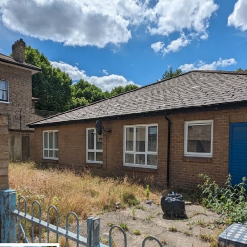 16 Sturry Street