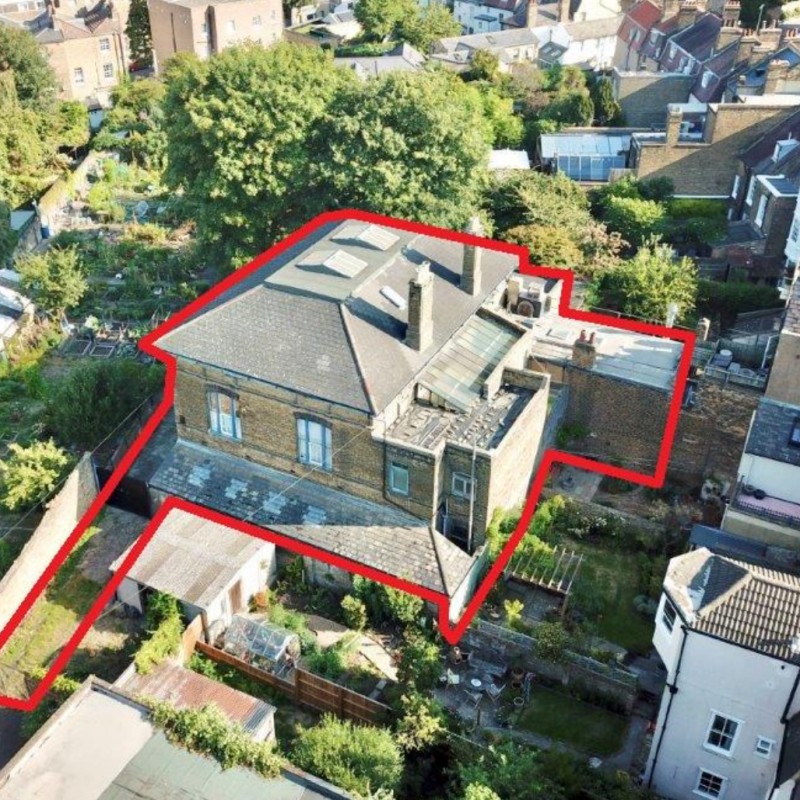 70 Royal Hill