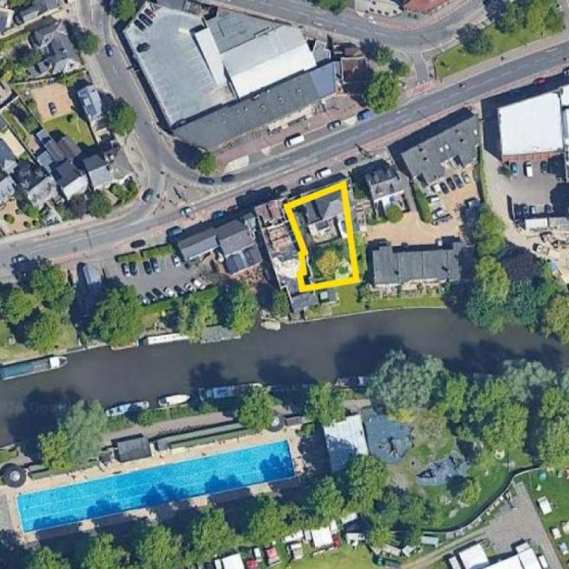 18, 18 A-D Chesterton Road