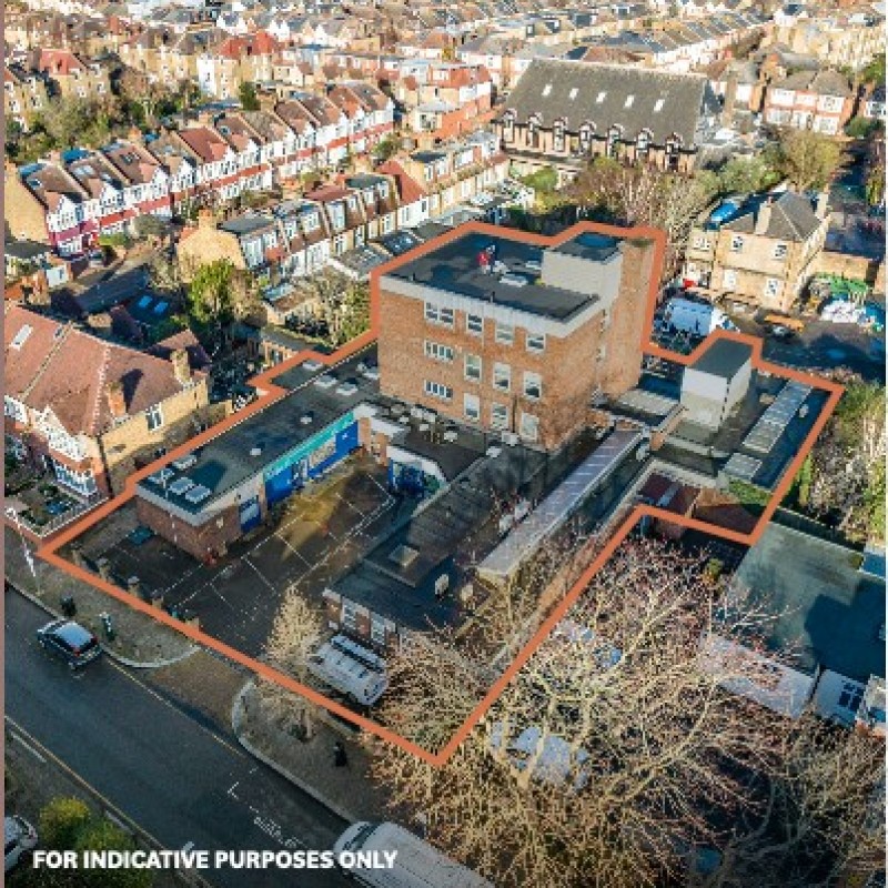 6 Clarendon Drive